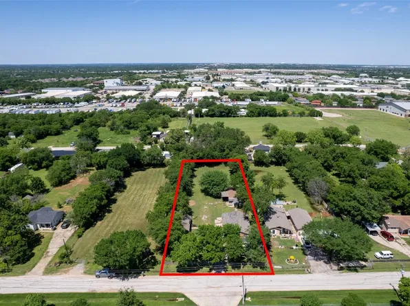 1109 Wood Ln, Arlington, TX 76001
