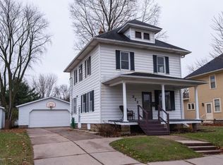 372 E 13th St, Saint Charles, MN 55972