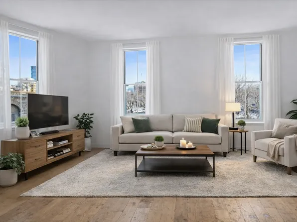 75 Poplar Street image 1 of 7