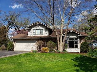 4912 Hickory Way, Johnsburg, IL 60051