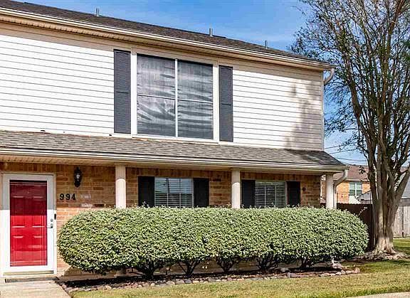 2nd image of 994 Sunmeadow Dr
