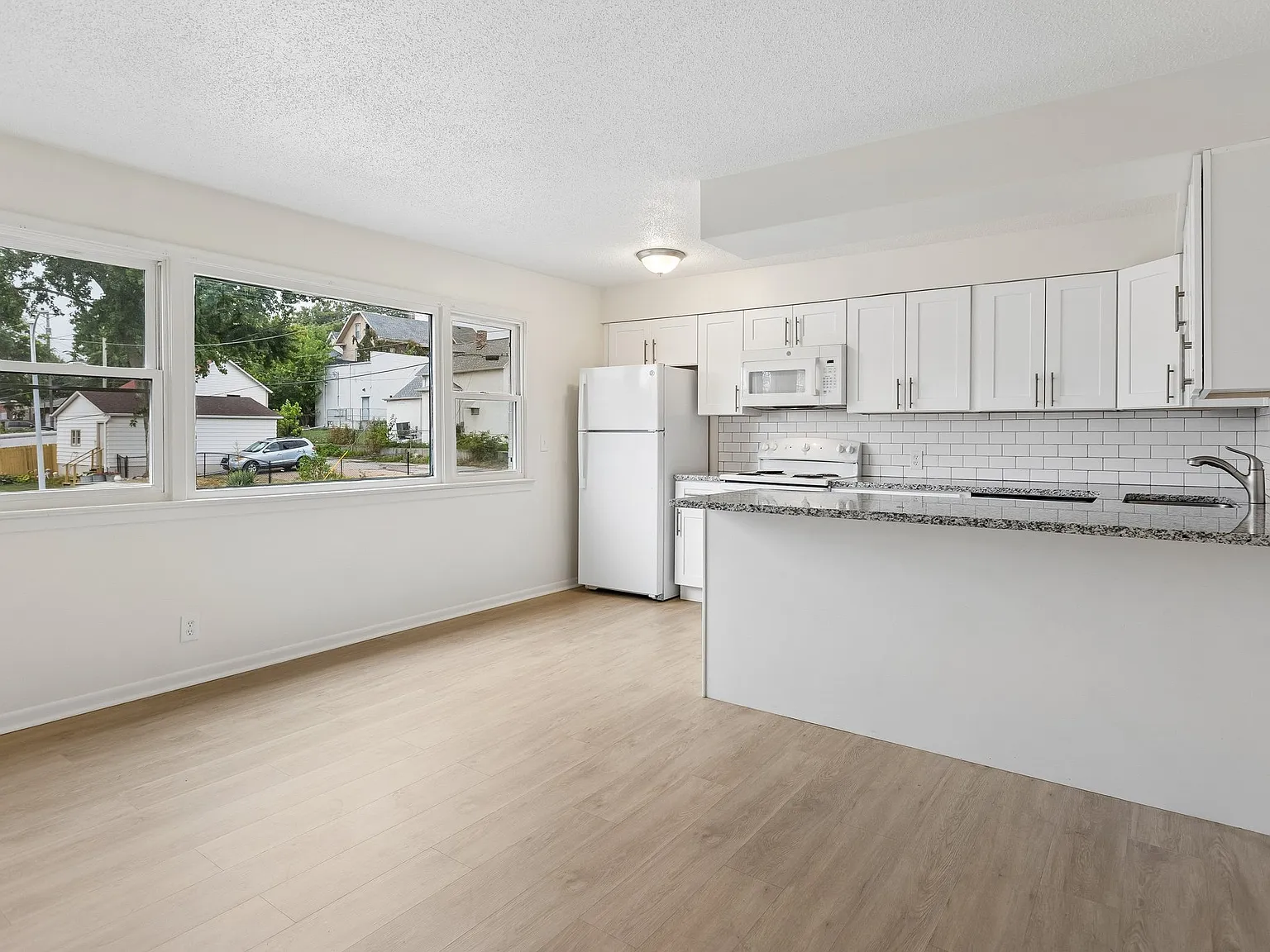 1056 South 29th Street - 9 — Photo 3