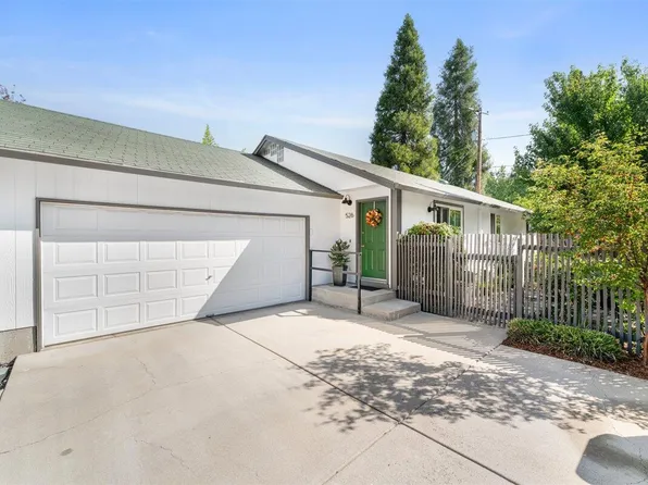 526 Bessie St, Medford, OR 97504