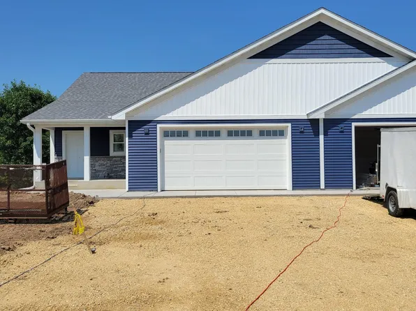 405 Finvold St, Woodville, WI 54028