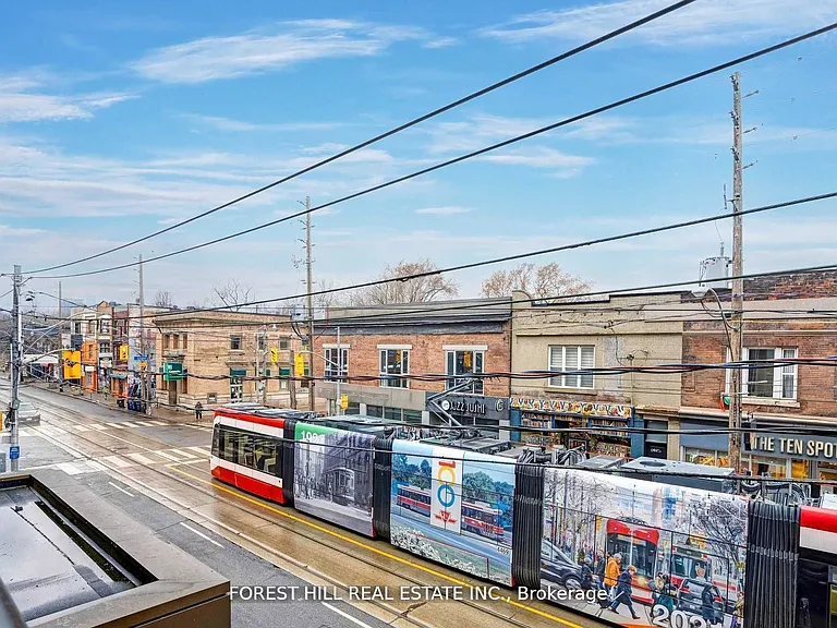 899 Queen St E #202 — Photo 15