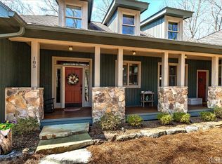 185 Round Top Mountain Rd, Sapphire, NC 28774