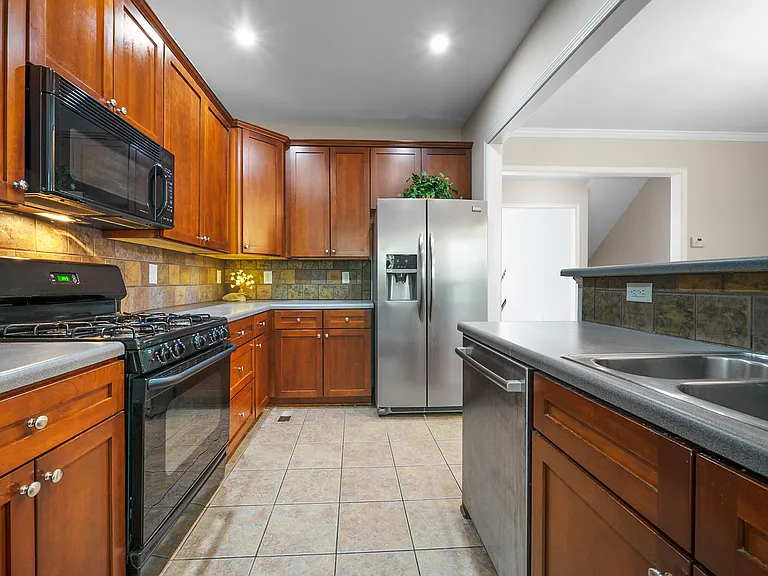 3305 Chastain Gardens Dr NW — Photo 8