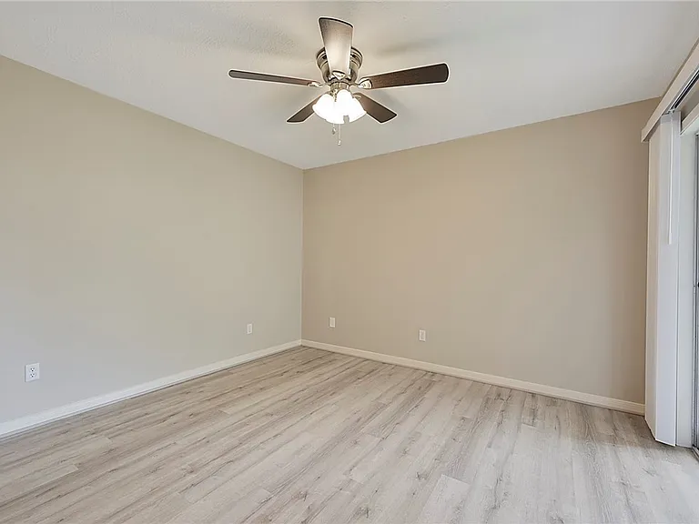 805 San Benito Dr — Photo 9