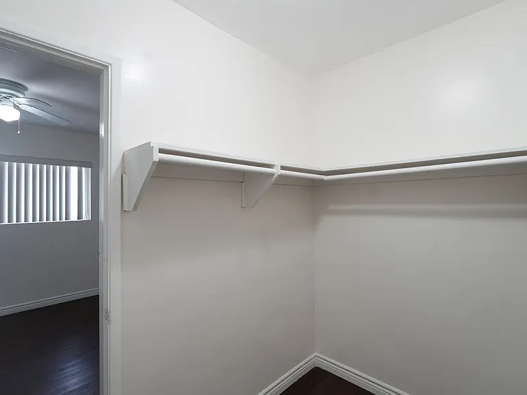 8101 Stewart & Gray Rd — Photo 13