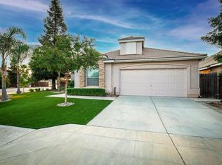 9740 N Ann Ave, Fresno, CA 93720