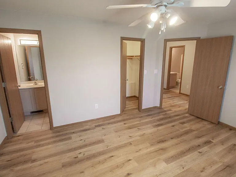1516-1518 Citadel Dr — Photo 19