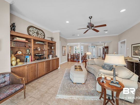 5th image of 11 Baywalk Dr
