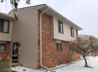 1740 Maple Rdg, Haslett, MI 48840