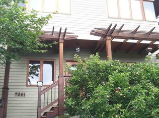 7051 19th Ave NE, Seattle, WA 98115