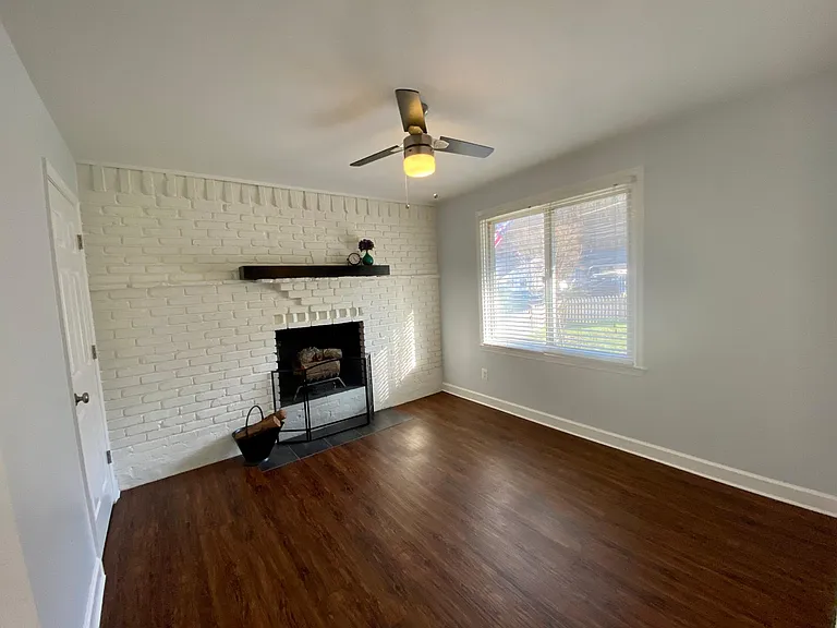 5536 Halwis St — Photo 15