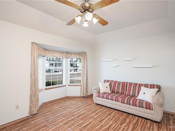 2nd image of 151 Tulip St