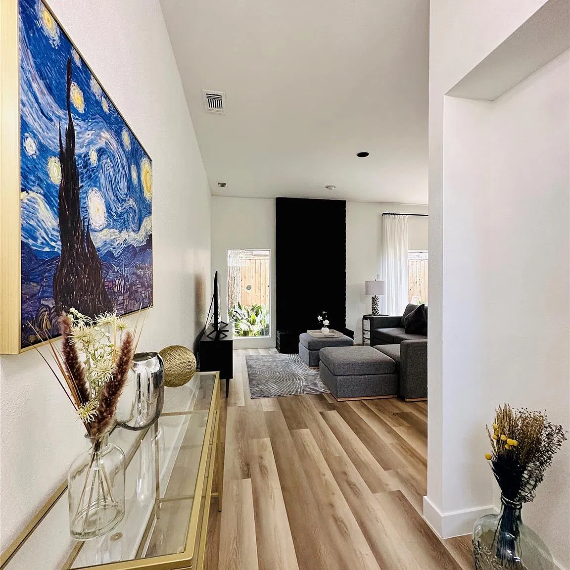 2 bed, 2.5 bath, 1490 sqft, $4,900 — Photo 3
