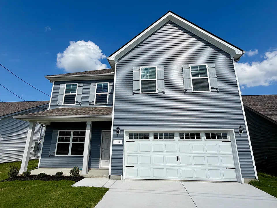 30 Stonehenge Ln