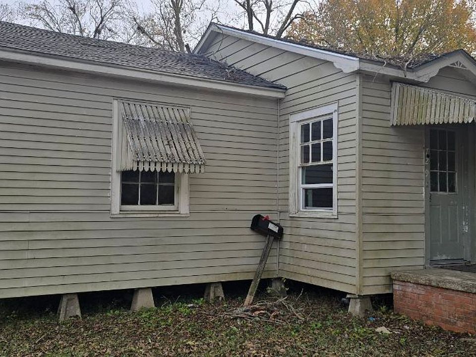 1st image of 729 N State St