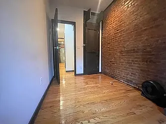 Rented by PocketBroker Inc