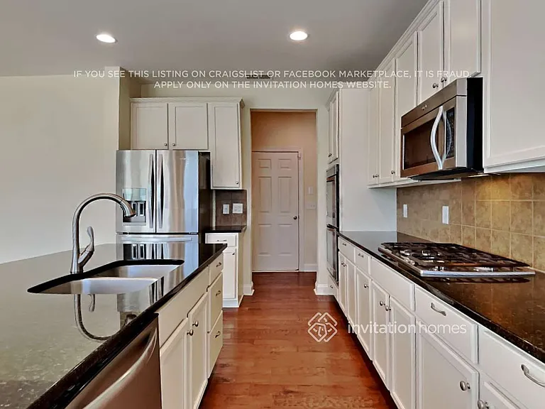 170 Rainberry Dr — Photo 9