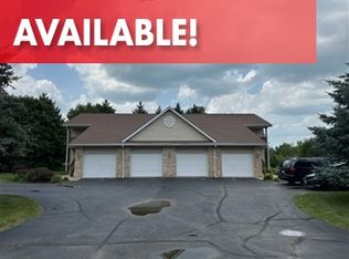 4620 Adamson Ln, Machesney Park, IL 61115