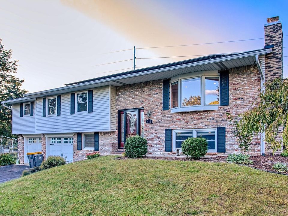 1st image of 415 N Sheffield Dr
