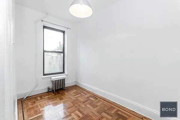 Rented by Bond New York | media 16