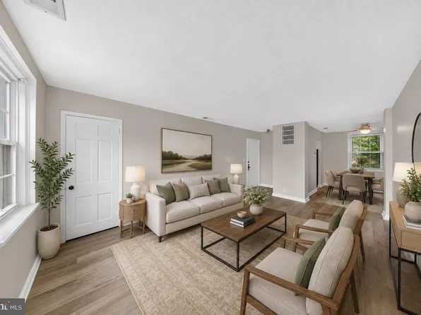 4210 36th St S APT B2, Arlington, VA 22206
