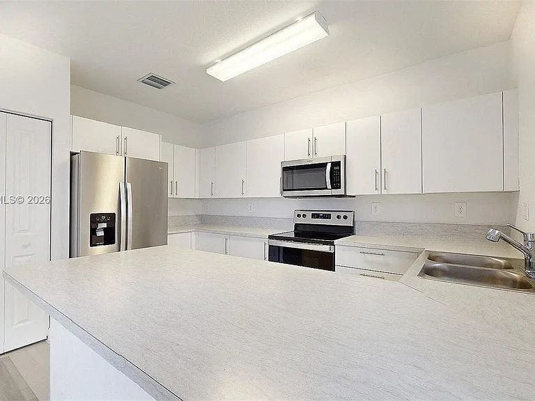 388 NW 12th Pl #388 — Photo 9
