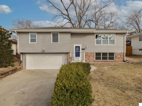 5041 S 93rd St, Omaha, NE 68127