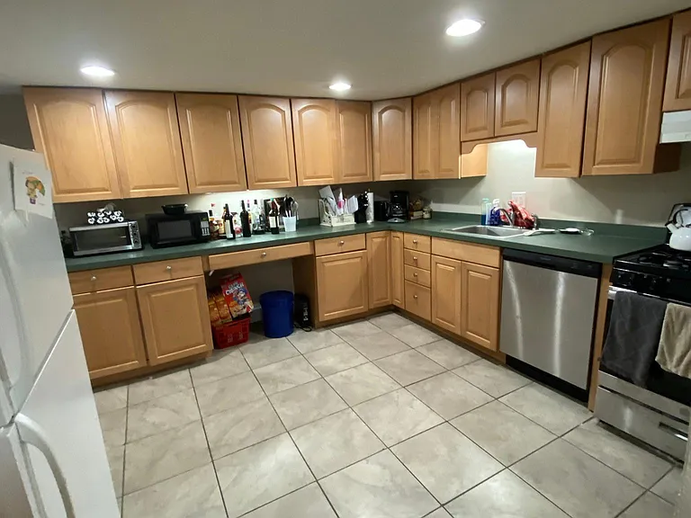 2029 Spruce St #1F — Photo 8