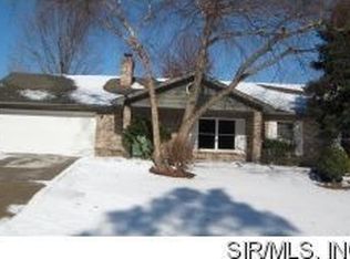 21 Moonglow Dr, Belleville, IL 62221