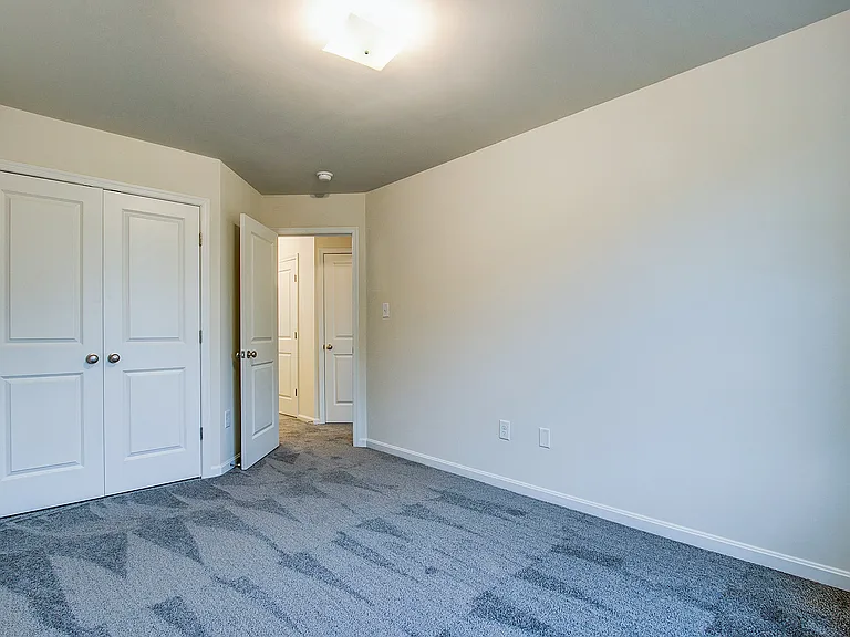 15 Chloe Dr — Photo 10