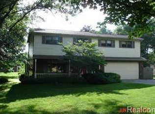 16464 Glenrock Dr, Holly, MI 48442