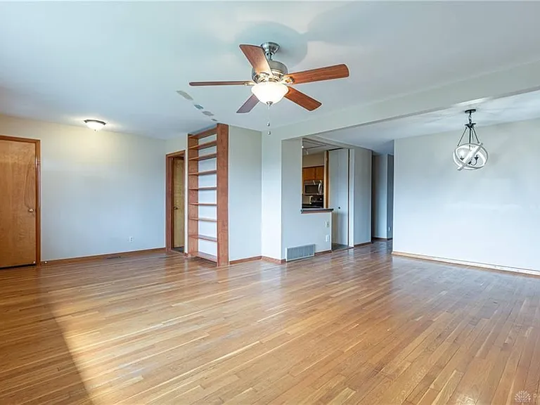2309 Whitlock Pl — Photo 3
