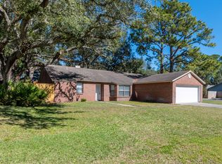 1611 Inverness Rd, Fernandina Beach, FL 32034