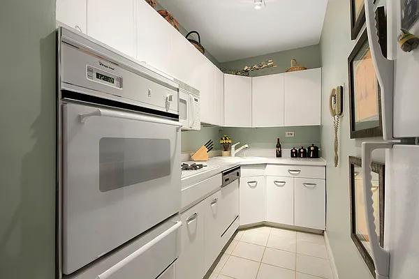 Sold by Corcoran | media 13