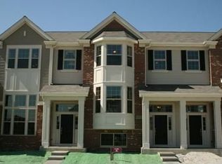 1629 Dogwood Ln, Hanover Park, IL 60133