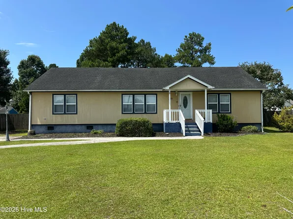 299 Riggs Road, Hubert, NC 28539