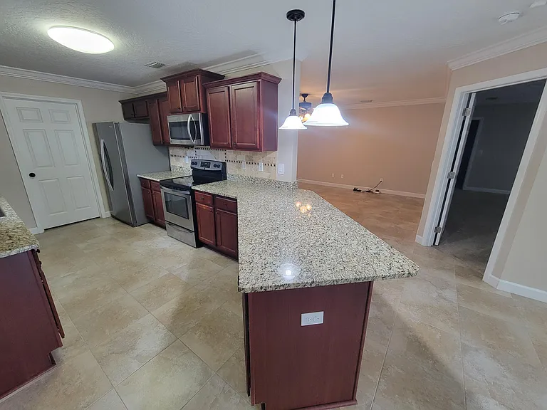 712 Hazel Dr — Photo 22
