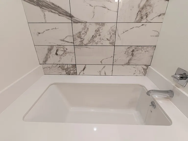 Mission View Residences — Photo 50