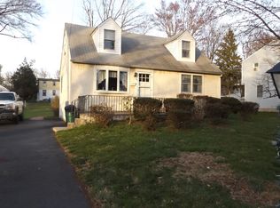 341 Elm St, Warminster, PA 18974