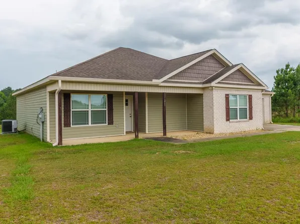 211 McCallister Rd, Slocomb, AL 36375