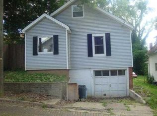 101 Oakland Ave W, Huntington, WV 25705