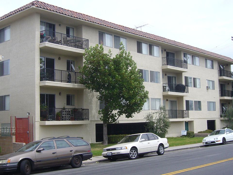 1st image of 732 W 7th St APT 22