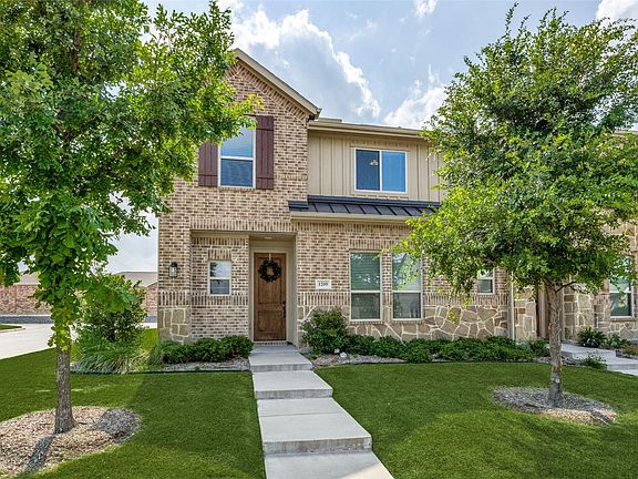 5th image of 1209 Pebblebrook Ln
