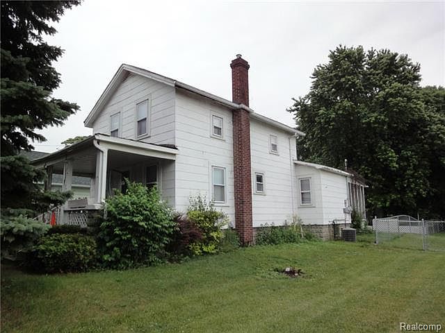 2nd image of 37268 Evans St