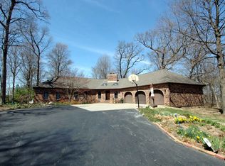 8818 E 1400 North Rd, Hudson, IL 61748