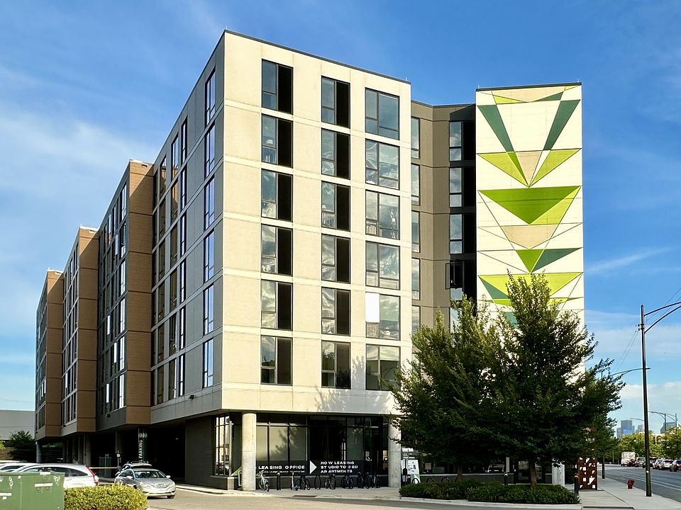 1st image of 2155.5 N Elston Ave #M01r